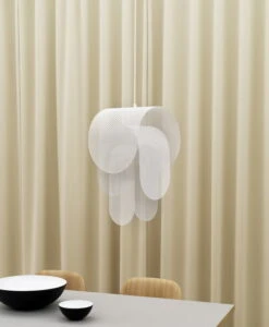 Normann Copenhagen Superpose Pendelleuchte, 30 Cm, Weiß 12 Normann Copenhagen Superpose Pendelleuchte, 30 Cm, Weiß -Normann Copenhagen 2020 Superpose Lamp White 02
