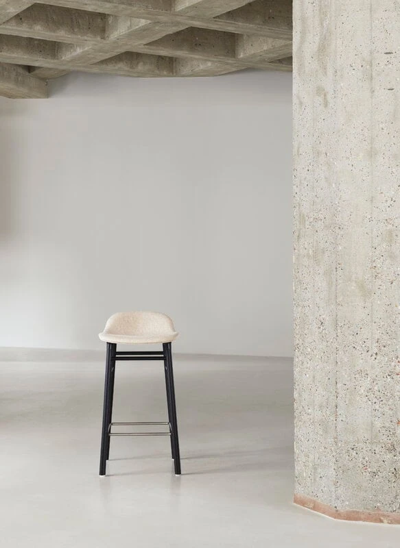 Normann Copenhagen Form Barhocker, 65 cm, Eiche Schwarz - Main Line Flax 20 5 Normann Copenhagen Form Barhocker, 65 cm, Eiche Schwarz - Main Line Flax 20 – Bild 3