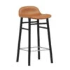Normann Copenhagen Form Barhocker, 65 cm, Eiche Schwarz - Brandyfarbenes Ultra-Lede -Normann Copenhagen 358NormannCopenhagen