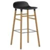 Normann Copenhagen Barhocker Form, 75 Cm, Schwarz – Eiche -Normann Copenhagen 42NCchairs iso HV