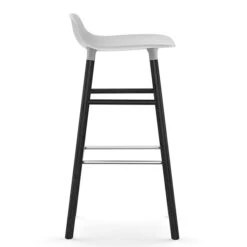 Normann Copenhagen Barhocker Form, 75 Cm, Weiß – Eiche Schwarz 6 Normann Copenhagen Barhocker Form, 75 Cm, Weiß – Eiche Schwarz -Normann Copenhagen 59NCchairs iso HV