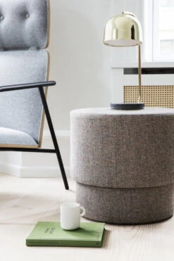 Normann Copenhagen Pad Loungesessel Hoch, Grauer Stahl - Eiche - Synergy LDS 16 10 Normann Copenhagen Pad Loungesessel Hoch, Grauer Stahl - Eiche - Synergy LDS 16 -Normann Copenhagen 601301 Normann Copenhagen Silo Small Earth Confetti Pad Lounge Chair Grant Table Lamp 2018 01