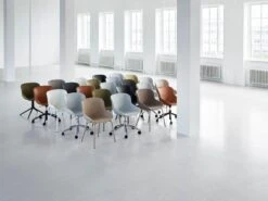 Normann Copenhagen Hyg Stuhl Mit 5 Rollen, Drehbar, Schwarz – Synergy 16 -Normann Copenhagen 603 Normann Copenhagen Hyg Chair Group 01 5
