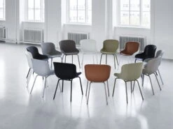 Normann Copenhagen Hyg Stuhl, Schwarzer Stahl - Brandyfarbenes Leder Ultra -Normann Copenhagen 603 Normann Copenhagen Hyg Chair Steel Group 01