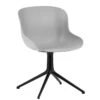 Normann Copenhagen Hyg Drehstuhl, Schwarz – Grau 1 Normann Copenhagen Hyg Drehstuhl, Schwarz – Grau -Normann Copenhagen Hyg Swivel tuoli musta runko harmaa istuin tm