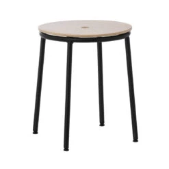 Normann Copenhagen Circa Hocker, Schwarzer Stahl - Eiche