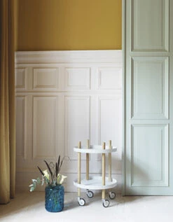 Ablage Block Metall Weiß Holz Natur / Ø 45 Cm - Normann Copenhagen -Normann Copenhagen ablage block weiss madeindesign 330841 original