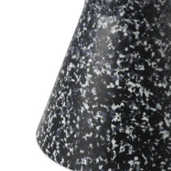 Beistelltisch Bit Cone Plastikmaterial / Beistelltisch - 100% Recycling-Kunststoff / Ø 36 Cm - Normann Copenhagen 9 Beistelltisch Bit Cone Plastikmaterial / Beistelltisch - 100% Recycling-Kunststoff / Ø 36 Cm - Normann Copenhagen -Normann Copenhagen beistelltisch bit cone schwarz madeindesign 403892 original