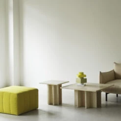 Couchtisch Edge Small Stein Beige / Travertin - 45 X 45 X H 43 Cm - Normann Copenhagen -Normann Copenhagen couchtisch edge small travertin beige madeindesign 416872 original