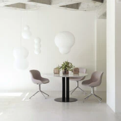 MÖBELZUBEHÖR Puff Twist Papierfaser / Reispapier - Ø 50 X H 90 Cm - Normann Copenhagen -Normann Copenhagen mobelzubehor puff twist twist lampenschirm madeindesign 402884 original