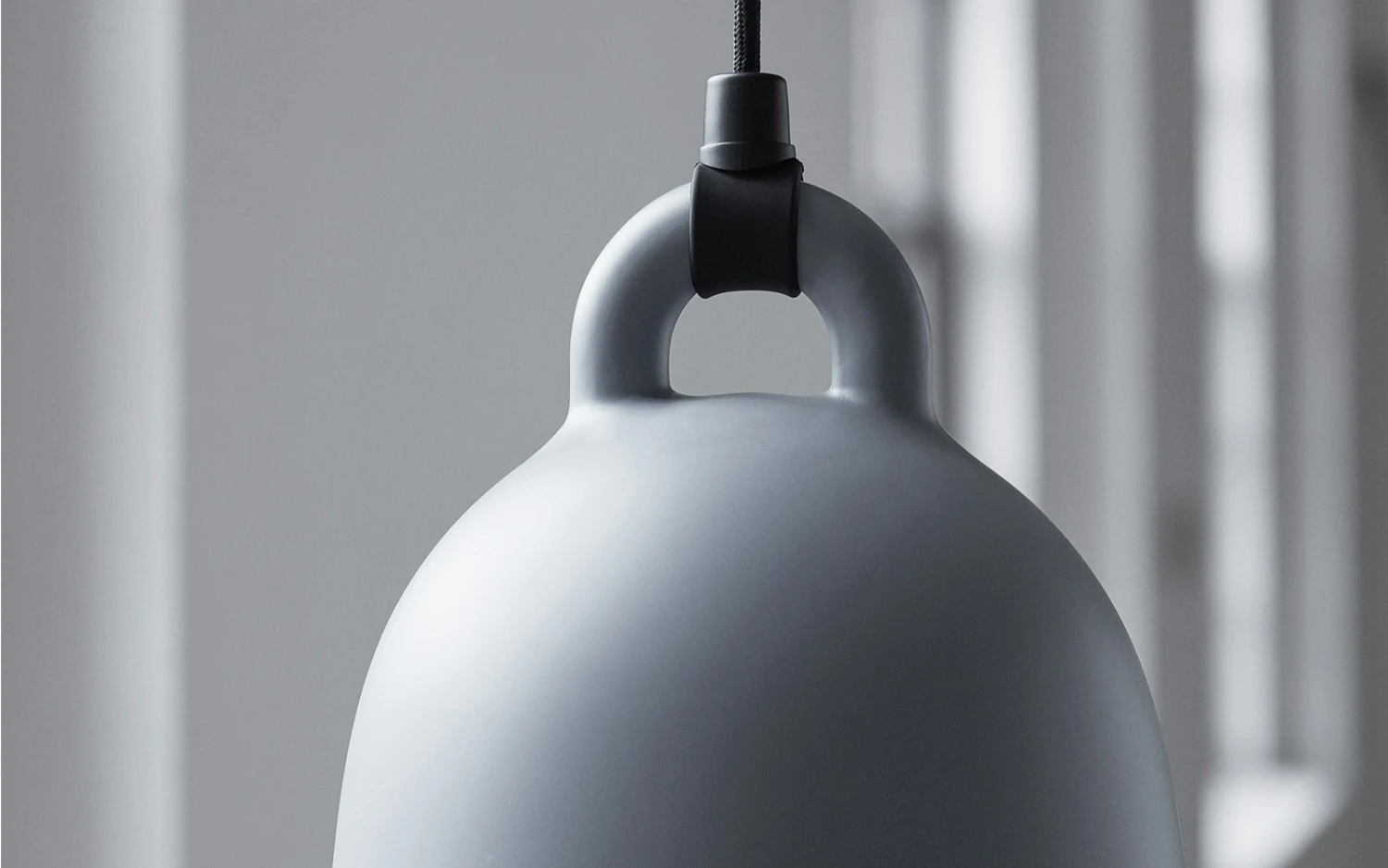 Normann Copenhagen Bell Hängelampe 220 Mm, Grau 5 Normann Copenhagen Bell Hängelampe 220 Mm, Grau – Bild 3