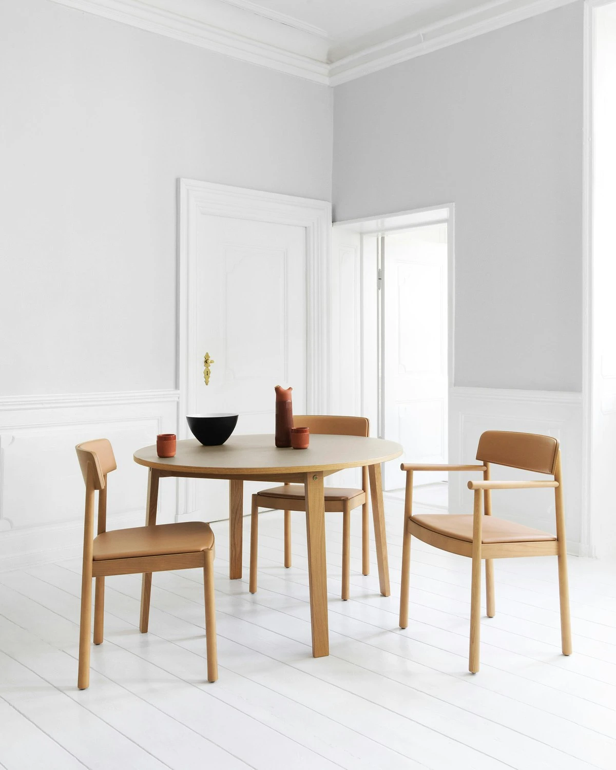 Normann Copenhagen Timb Lehnstuhl, Tan 5 Normann Copenhagen Timb Lehnstuhl, Tan – Bild 3