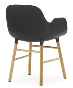 Sessel Form Plastikmaterial Schwarz Holz Natur / Stuhlbeine Aus Eiche - Normann Copenhagen -Normann Copenhagen sessel form schwarz eiche madeindesign 235615 original