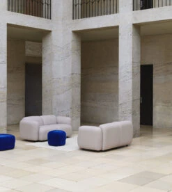 Sitzkissen Circus Small Textil Blau / Ø 46 Cm - Velours - Normann Copenhagen -Normann Copenhagen sitzkissen circus small electric blue madeindesign 381110 original